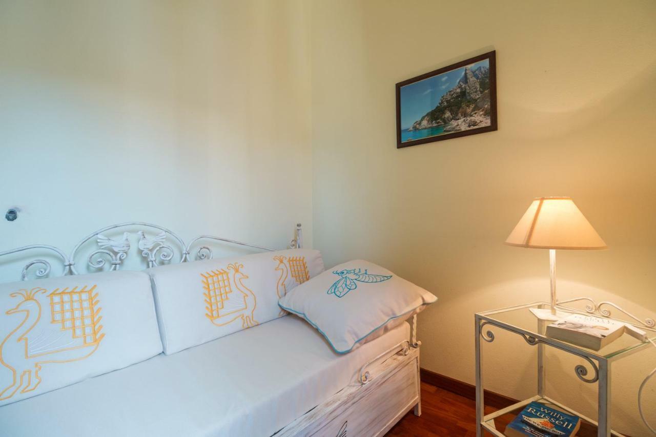 Villa Corrasi Oliena Luxury Kültér fotó