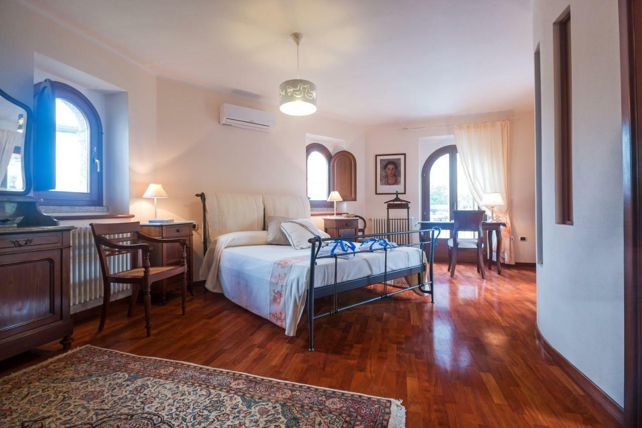 Villa Corrasi Oliena Luxury Kültér fotó