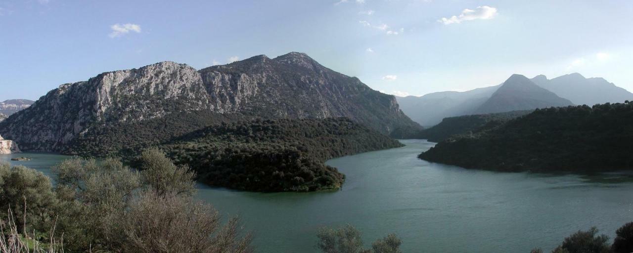 Villa Corrasi Oliena Luxury Kültér fotó